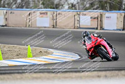 media/Apr-18-2025-TrackDaz (Fri) [[45f5874c44]]/B Group/Session 4 (Turn 6 - Outside)/